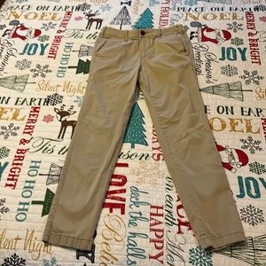 Men’s 26x30 Hollister Khaki pant